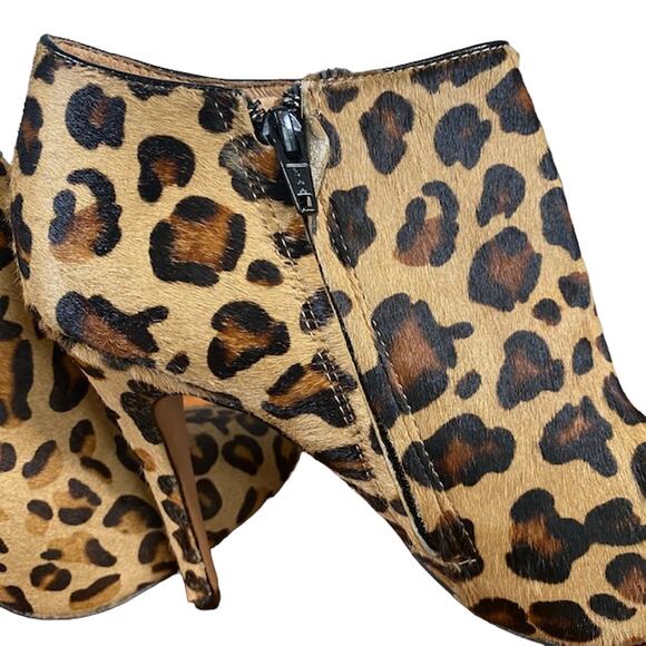 Aldo The Gaunt Tan Leopard Calf Hair Heeled Ankle Booties Women Sz 40 - Picture 9 of 12